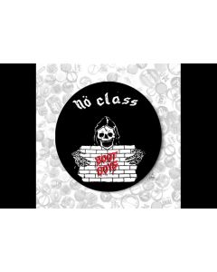 No Class - Bootboys -Button 37mm black
